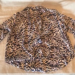 Brand new Apt.9 silk blouse